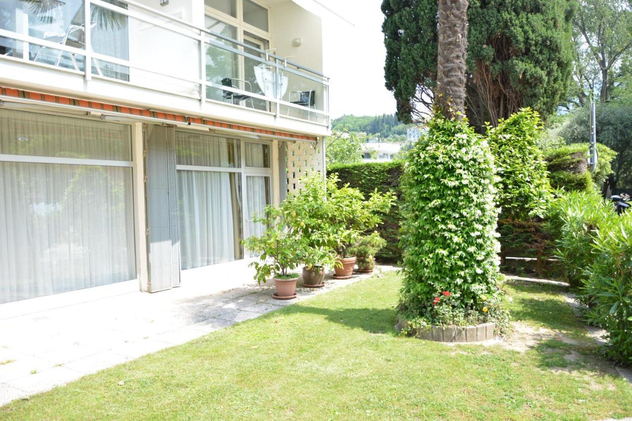 Terrazza Sul Lago Riva del Garda Luaran gambar